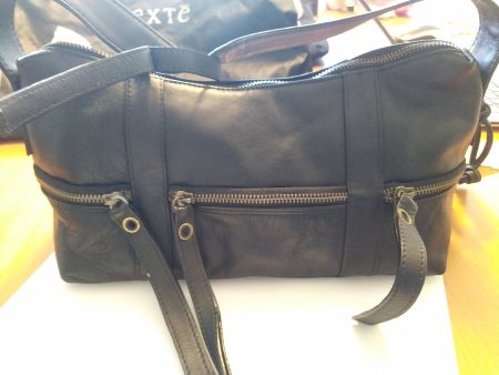 Borsa in morbida pelle nera Exté