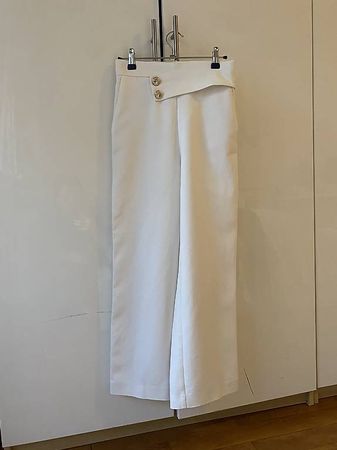 White pants, XS/34