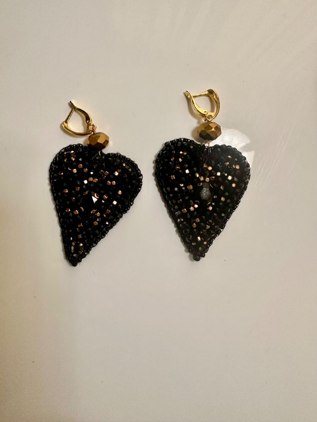 Orecchini pendenti & Orecchini a lobo: Black Heart Shaped Statement Earrings. Handmade by beads – Nuovo (secondo la descrizione) da Oftringen venduto da Eylem79 3