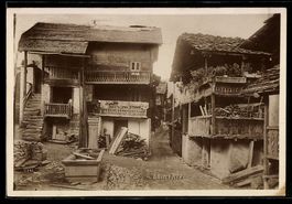 Grimentz, Strassenpartie mit Wohnhäuser