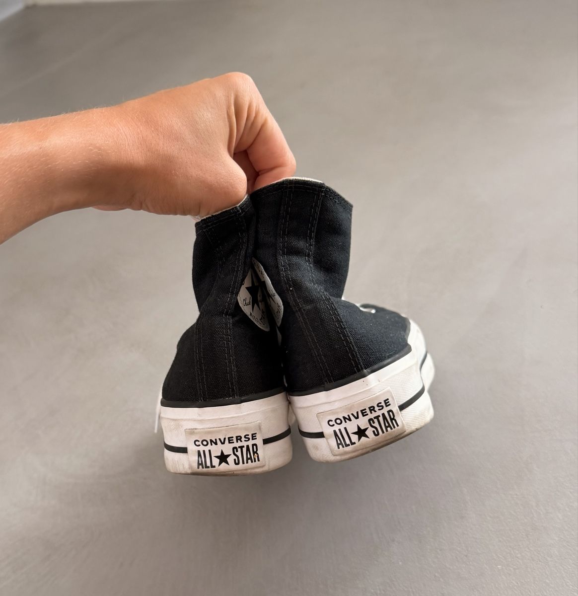 Converse Damenschuhe: schwarze Converse-Schuhe – Gebraucht aus Domat/Ems von Ker_9dnd 3