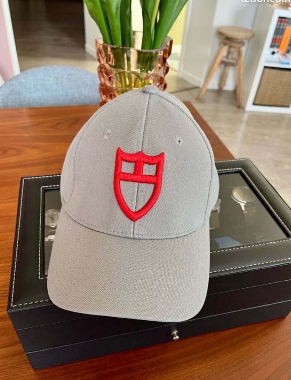 Hüte, Mützen & Caps: Casquette Tudor neuve – Neu (gemäss Beschreibung) aus Carouge GE von Natcal22
