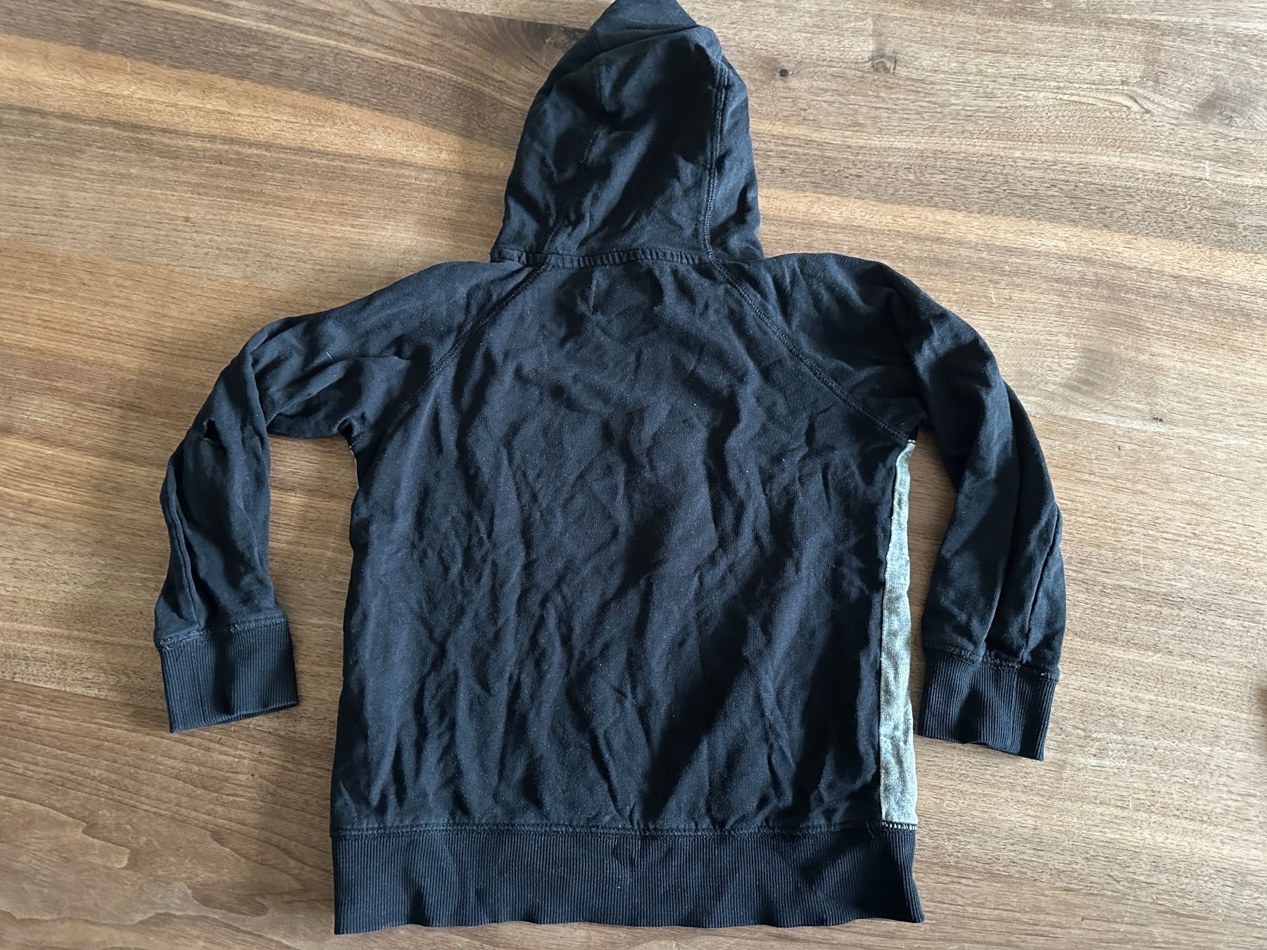 Maglioni & Felpe: Hoodie / Kapuzenpullover, 122 – Usato da Winterthur venduto da manelio113 3