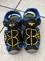 Coole Batman Sandalen, Gr. 30, leuchten vorne beim laufen