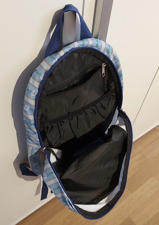 Rucksäcke: Rucksack mit Edelweissmuster – Gebraucht aus Trub von wurzel25 2