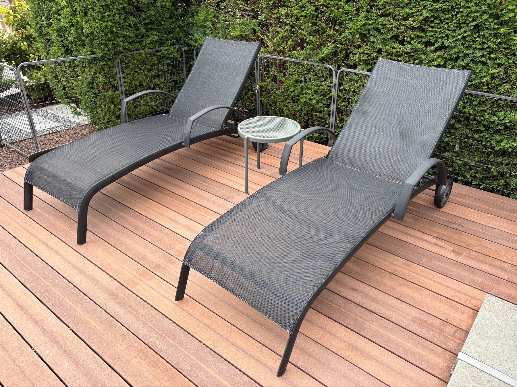 Liegen & Liegestühle: 2 Liegestühle Aluminium schwarz – Gebraucht aus Jens von traderly 1