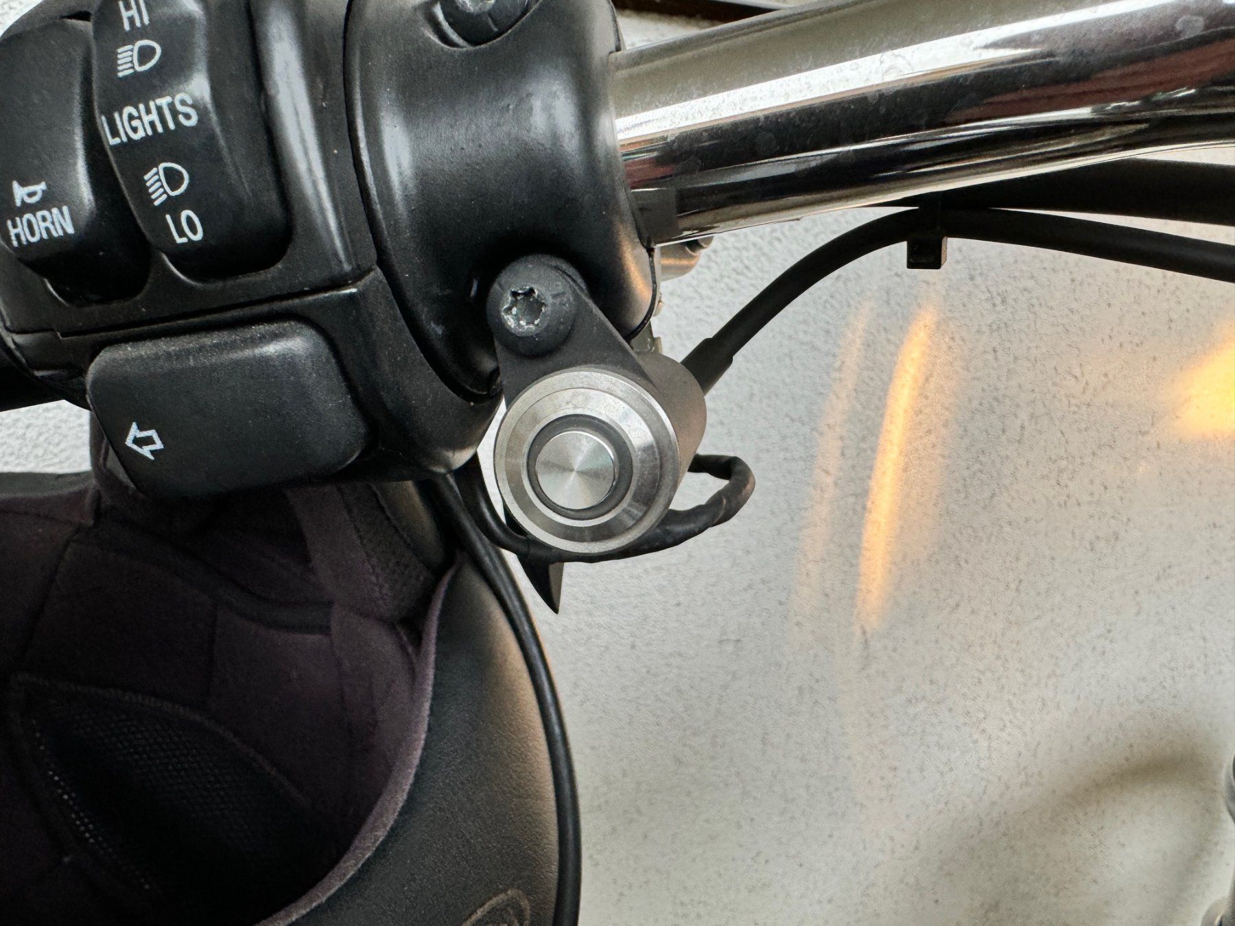 Harley-Davidson Chopper: HARLEY DAVIDSON FXCWC ROCKER C - EINTAUSCH MÖGLICH – Usato da Avenches venduto da BOOTTRANSPORTE 3