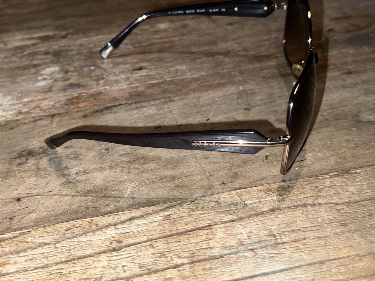 Escada Occhiali & Lenti: Escada Sonnenbrille Damen – Usato da Kloten venduto da Teo3ko 4
