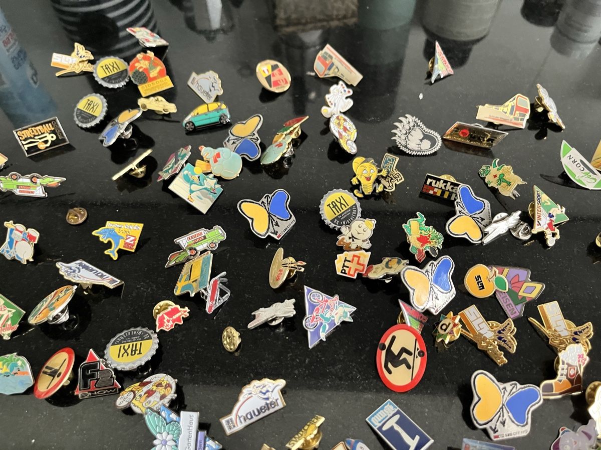 Plaketten & Abzeichen: PIn Sammlung Lot 758 gramm – Gebraucht aus Basel von thi0ja 3