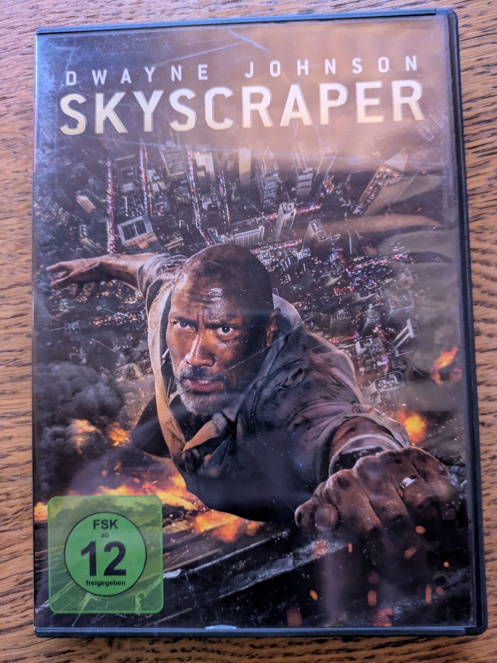 Alle DVDs: Skyscraper (DVD mit Dwayne Johnson) – Gebraucht aus Männedorf von Pacer19