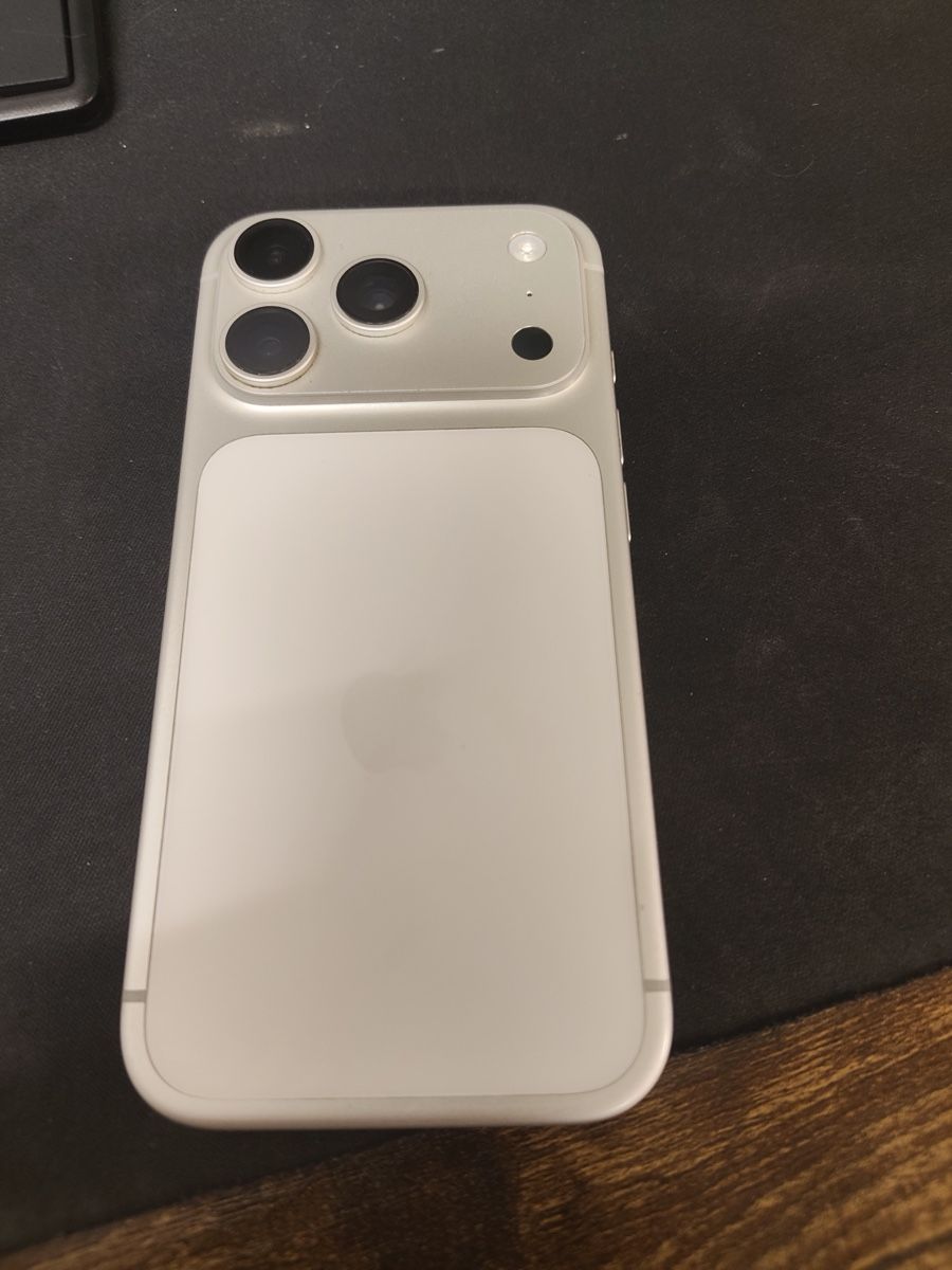 Apple Handys / Smartphones: Iphone 17 Pro 256GB – Gebraucht aus Lyss von tadomikaaa 2