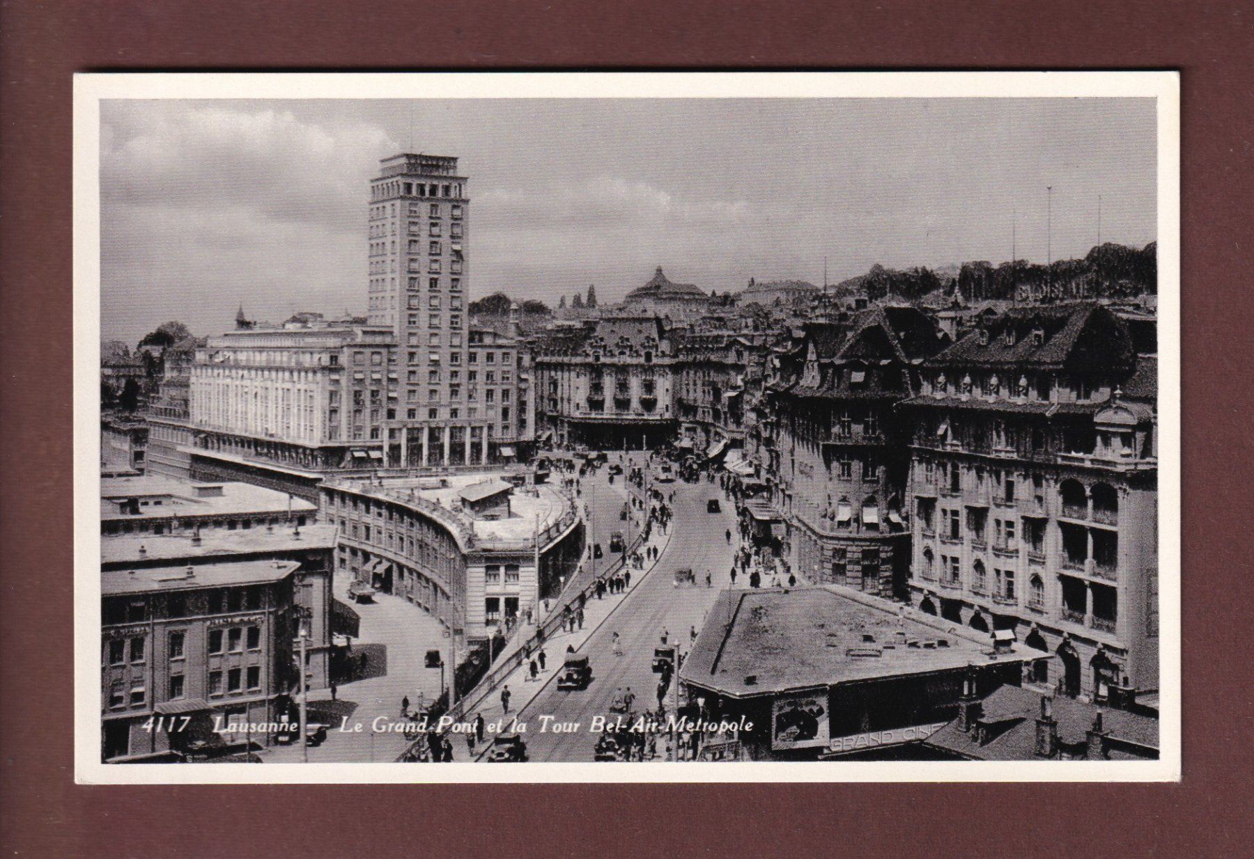 Cartoline postali: LAUSANNE - Tour Bel-Air – Usato da Pully venduto da nicecards