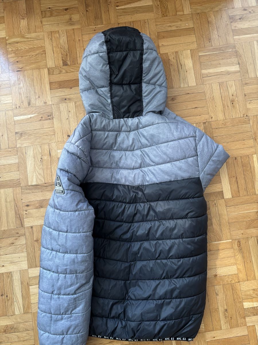 Giacche & Cappotti: Jacke 158 – Usato da Windisch venduto da Catcave 1