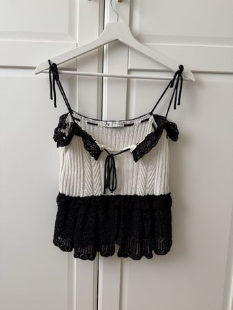 Damen Top Zara Schwarz Weiss Grösse M mit Spitze