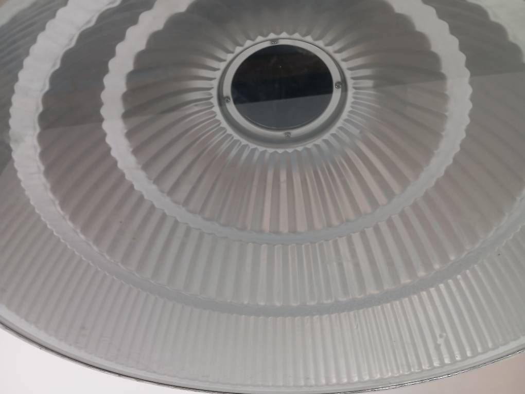 Lampade: Industrie Lampe – Usato da Giswil venduto da Zumdesign 1