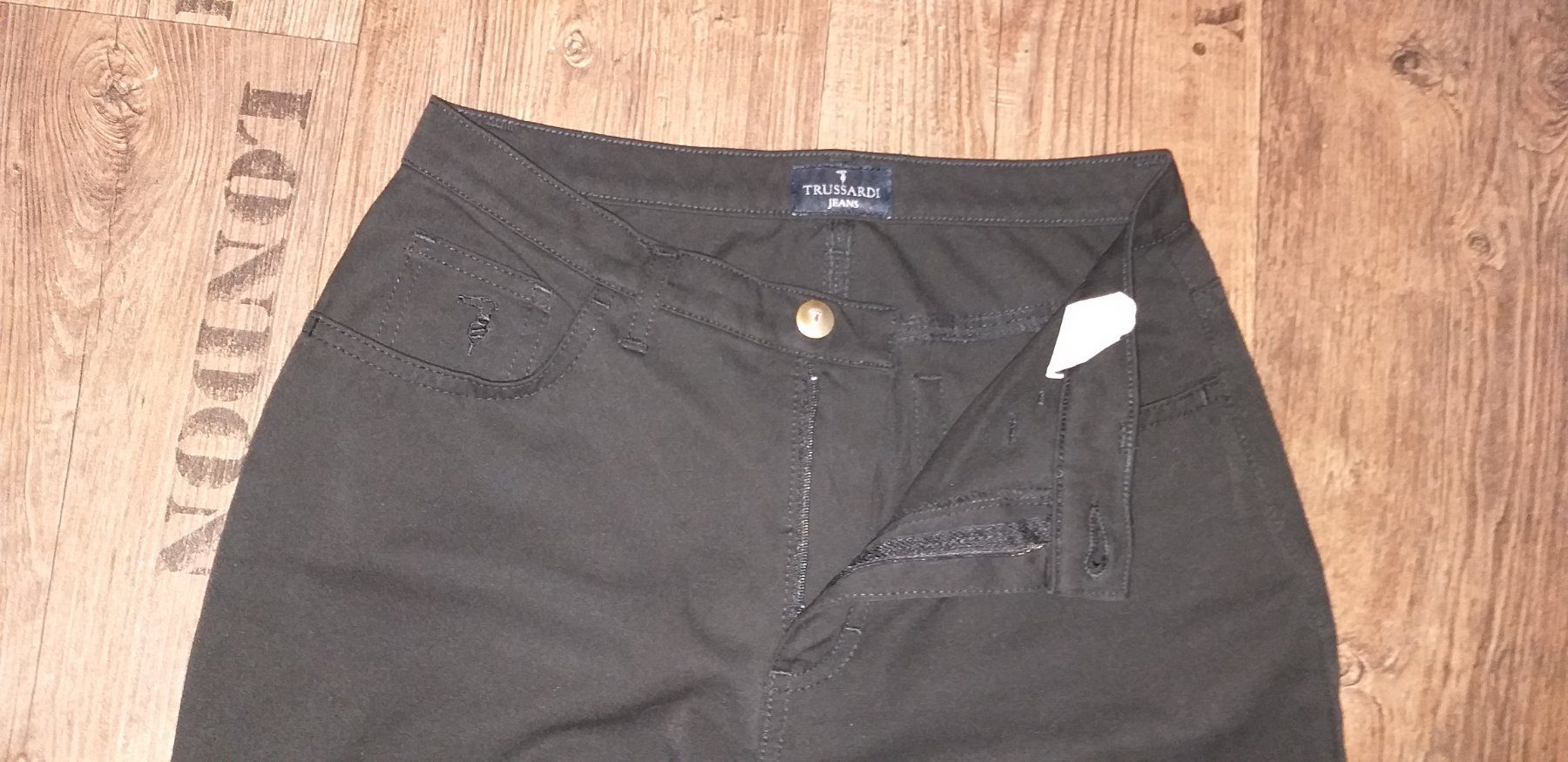 Trussardi Jeans: Jeans TRUSSARDI     Taille/Grosse W 26 – Usato da Cossonay-ville venduto da Super-Price-Quality 3