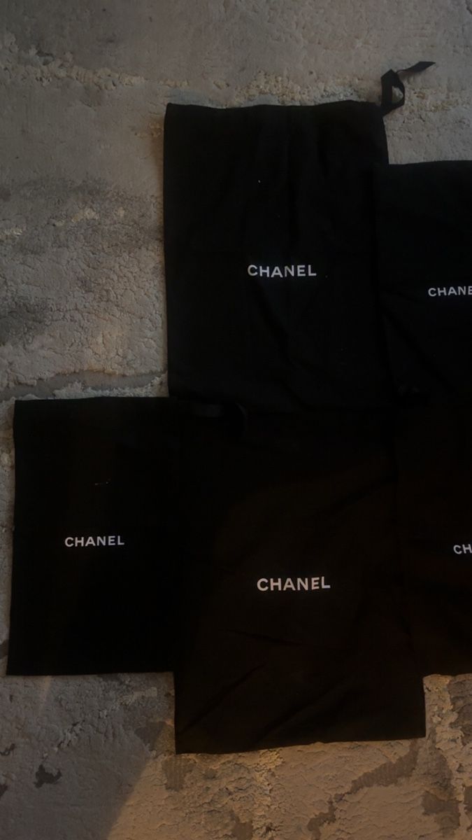 Chanel Taschen: Chanel Staubbeutel, 7, von Taschen und Schuhen  – Neu (gemäss Beschreibung) aus Küsnacht von bel_k5w8 3