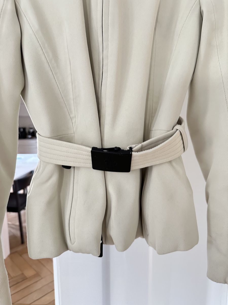 Moncler Giacche: Moncler Grenoble Ski Jacke - Größe XS/S – Nuovo (secondo la descrizione) da Kilchberg ZH venduto da atn_99xt 1