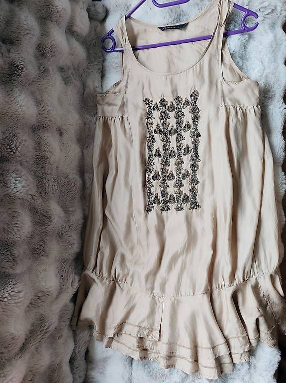 Vestiti: Robe pour femme  – Usato da La Chaux-de-Fonds venduto da vfh_xt68 3
