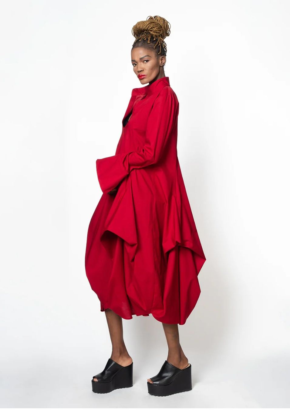 Kleider: Rotes Designer-Kleid - Aufregend, luxuriös, einzigartig – Neu und originalverpackt aus Zürich von Naebeli 2