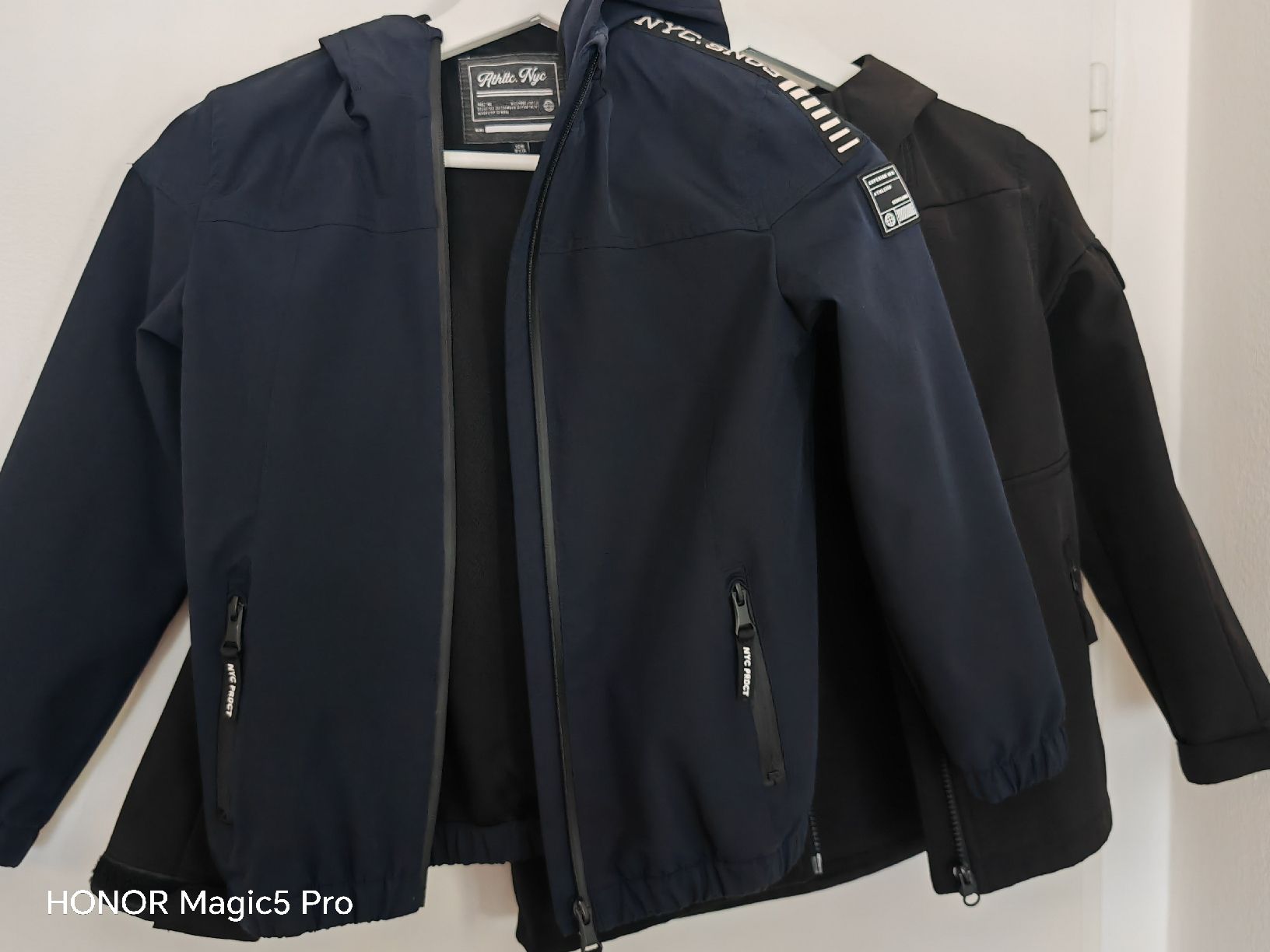 Kleiderpakete & -sets: Jacken 128cm – Gebraucht aus Birsfelden von mar_8957