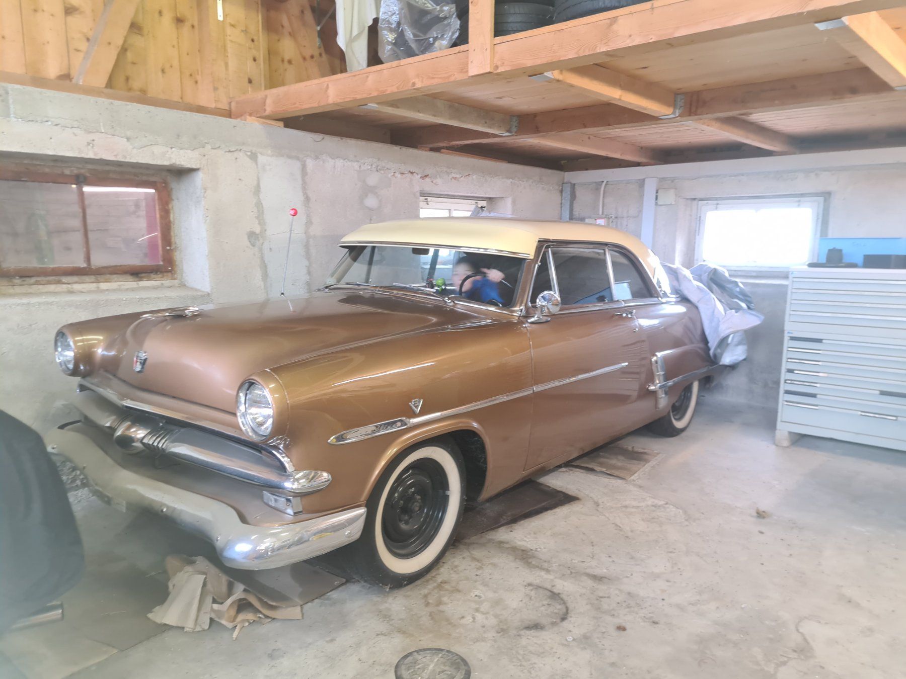 Ford (Usa) Automobili: Ford Crestline Victoria 1953 – Usato da Hildisrieden venduto da Spunky13