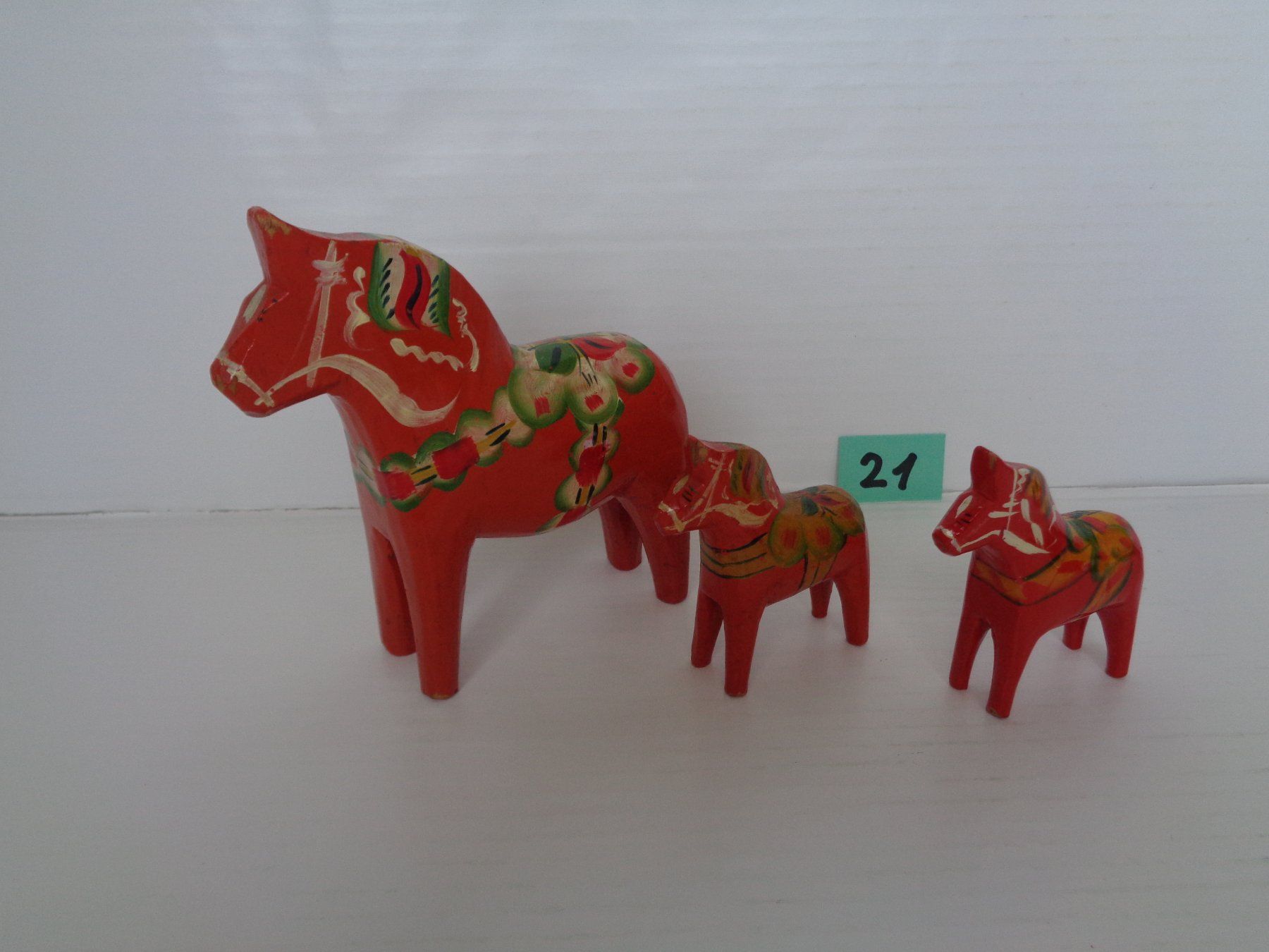 Figurines: 3 Dala Pferde aus Holz – D'occasion à Chur par omonia