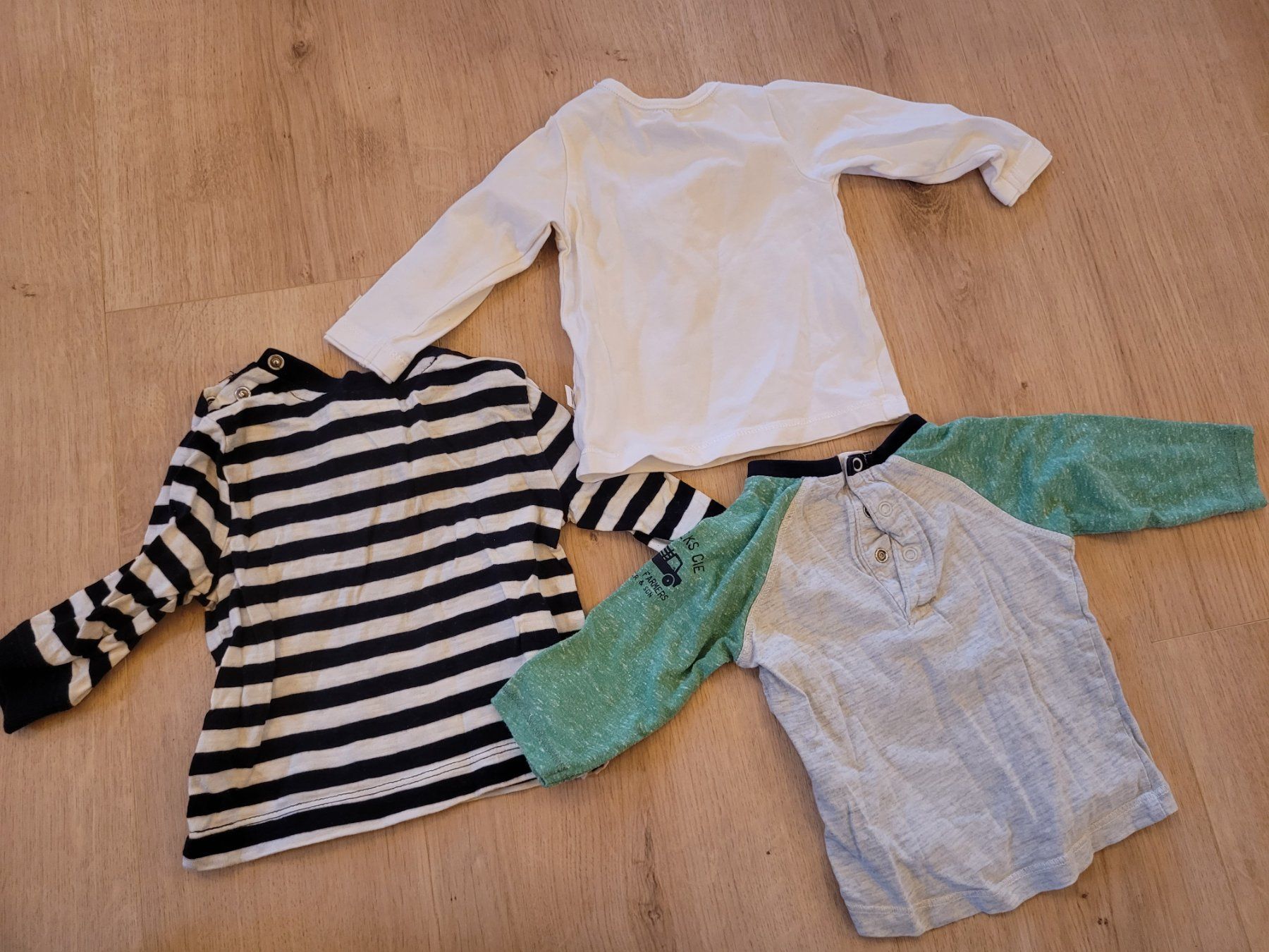 Pullover & Sweatshirts: Pullis Grösse 62 – Gebraucht aus Lupsingen von sta_wgg5 2