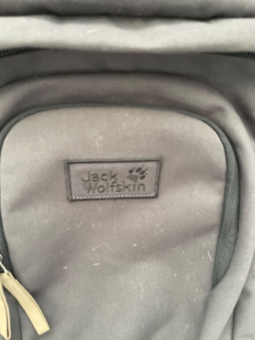 Jack Wolfskin Zaini: Jack Wolfskin Rucksack, geräumig & praktisch – Usato da Thun venduto da BanjoDan 1