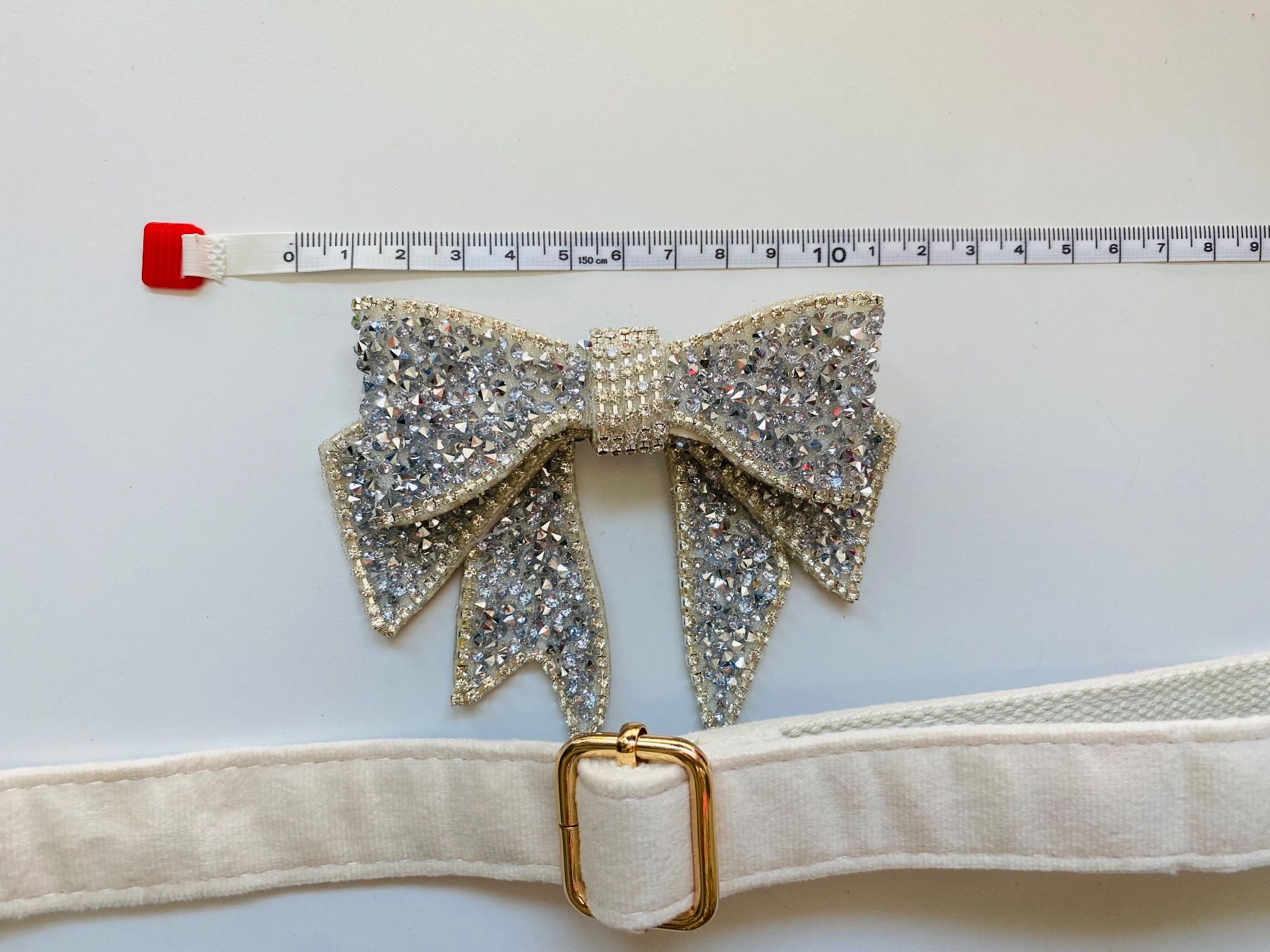 Dekobänder: Halsband mit Steinbesetzter Schleifen-Brosche – Neu (gemäss Beschreibung) aus Zollikon von ira008 7