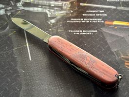 Victorinox Spartan PS Punisher Holzgriff