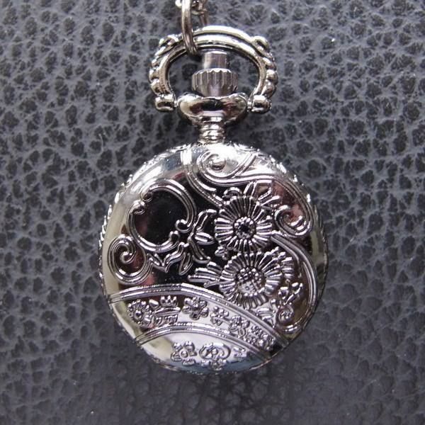 Uhren: Umhängeuhr Gothic IV Steampunk Victorian – Neu (gemäss Beschreibung) aus Schwanden GL von UHRKNALL 2