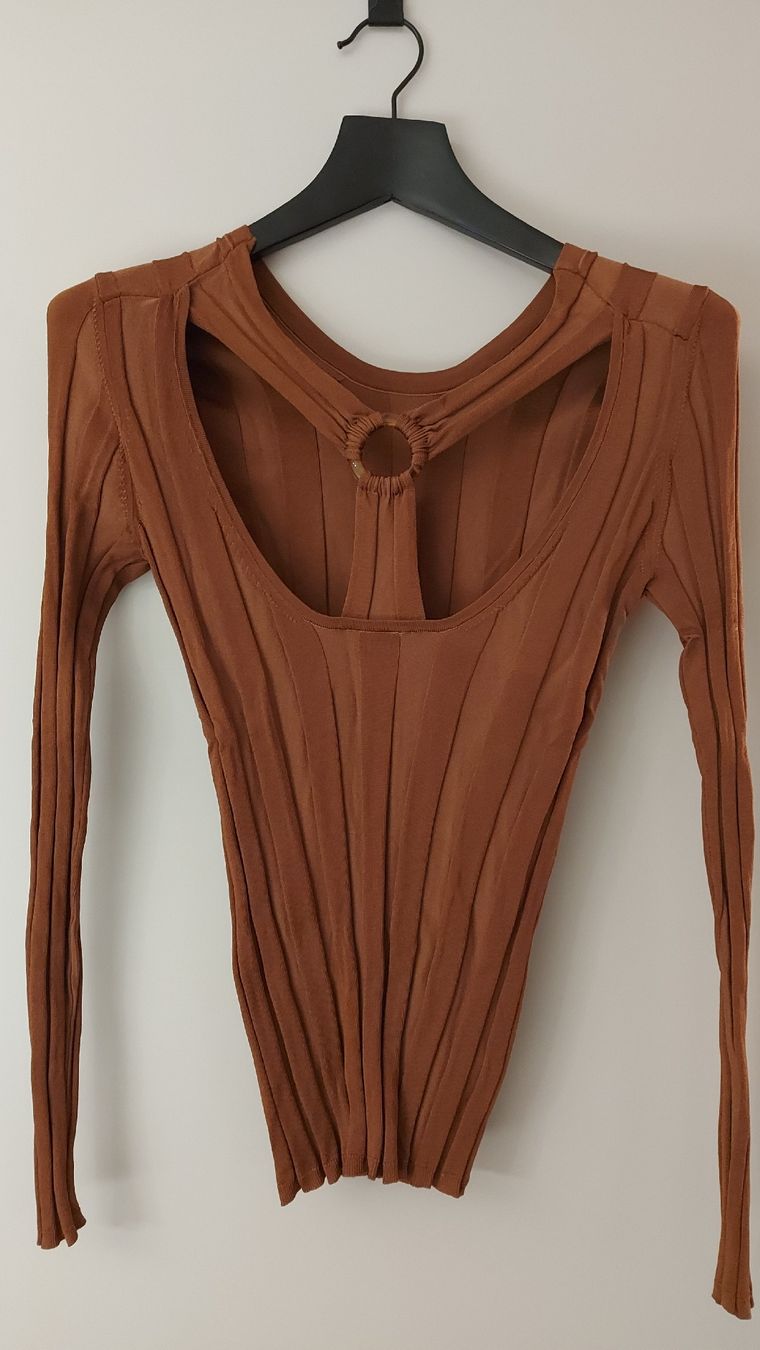 Sandro Maglioni & Felpe: Pullover von SANDRO in camel - sexy Rückenausschnitt - Gr. S – Usato da Pfäffikon ZH venduto da siae 1
