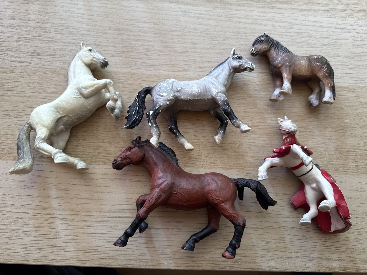 Bullyland Spielzeuge: Bullyland Bully Konvolut Pferde und Figuren – Gebraucht aus Libingen von Smaug 1