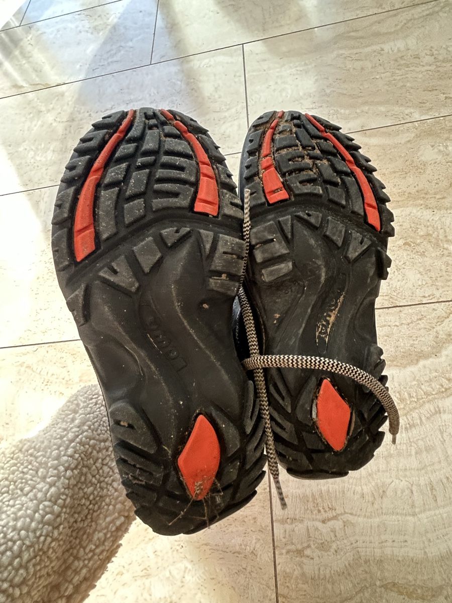 Lowa Scarpe per ragazzi: Lowa Goretex Wanderschuhe Gr. 31 – Usato da Pfungen venduto da perla81 3