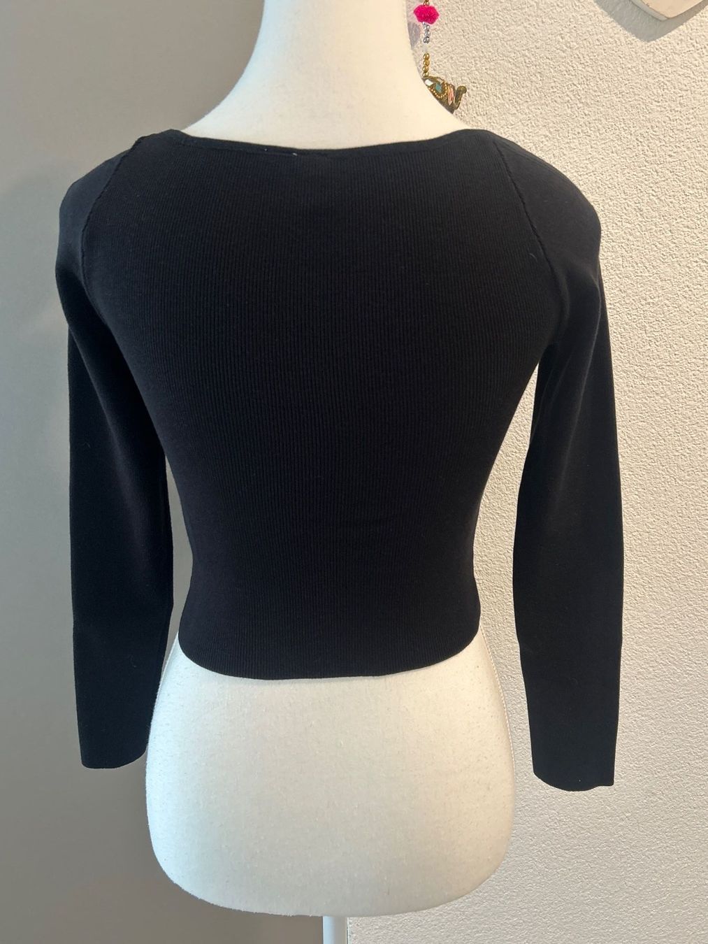H&M Maglioni & Felpe: Damen Pullover langarm schwarz von Divided Gr.S – Usato da Brunnen venduto da Nala2929 5