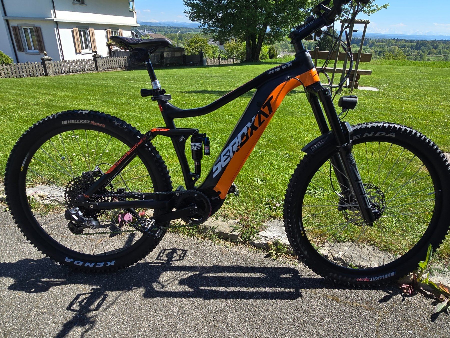 Biciclette: Custom Seroxat Fully E-MTB Bafang M600 Sattel /Schaltung AXS – Usato da Flumenthal venduto da Zermatty