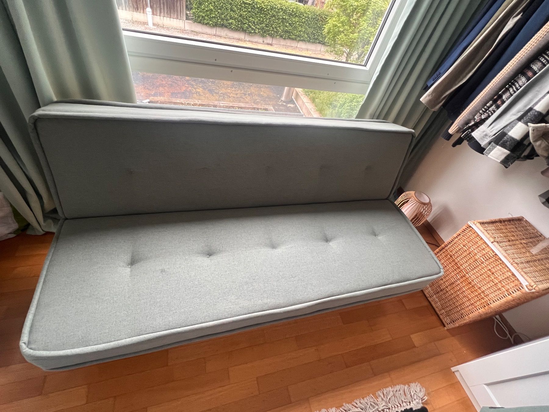 La Redoute Divani: Schlafsofa / Sofa, salbeigrün, Top Zustand! – Usato da Zürich venduto da slavica08
