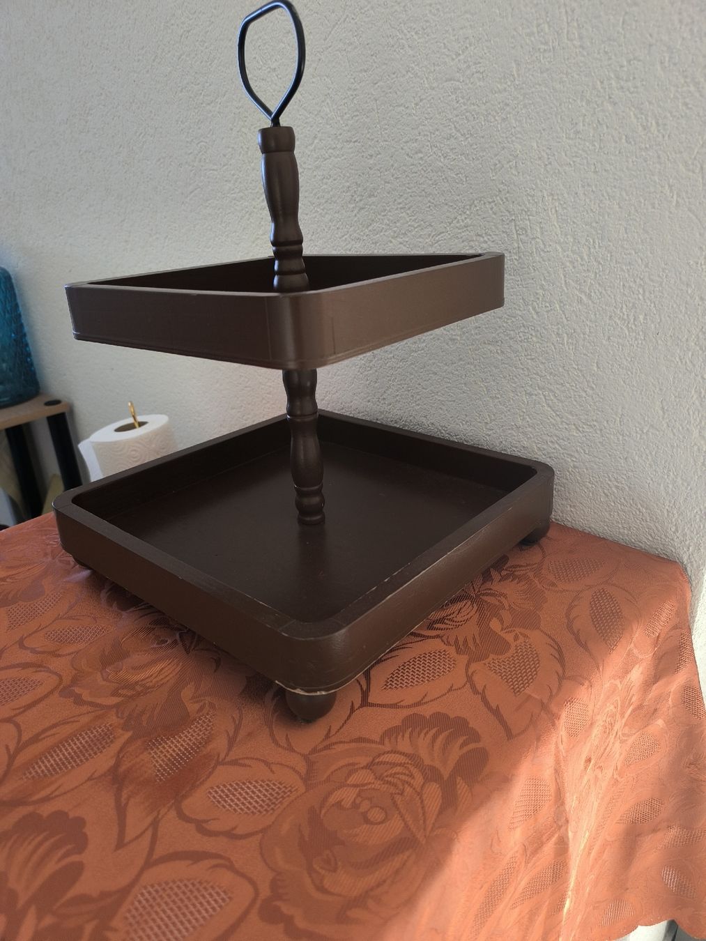 Tutte le decorazioni: Rustikaler Etagere aus Holz – Usato da Langenthal venduto da SchwarzeRose5