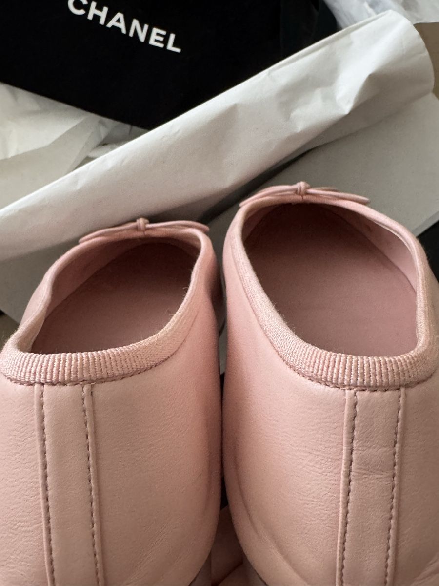 Chanel Scarpe da donna: Chanel Ballerina rosa Gr 39 Full Set – Usato da Wädenswil venduto da Isa_belle28 6