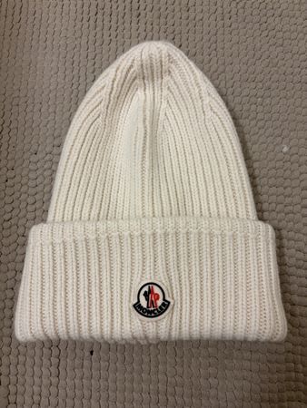 Bonnet Moncler Laine et Cashemire