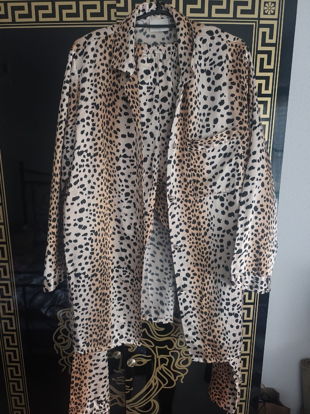 C&A Negligees & Pigiami: Pyjama léopard – Usato da Bassecourt venduto da dar_c72c