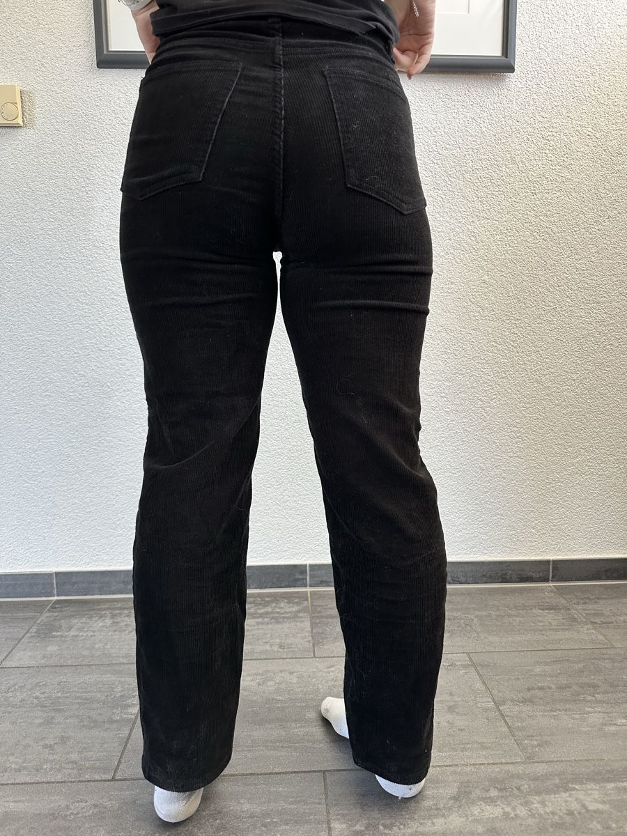 Pantalons: Neuwertige Manchester-Hose Gr. 38 – Neuf (Voir description) à Wahlendorf par Tendi 2