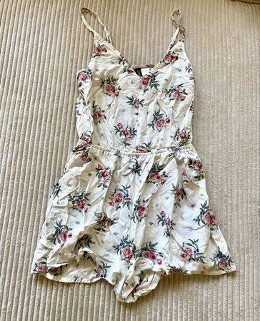 H&M Jumpsuit Overall Romper Weiss Blumen Kleid Gr. 34