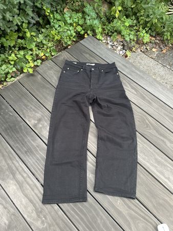 LEVI'S PREMIUM RIBCAGE STRAIGHT ANKLE Gr. W30 L27 (Schwarz /