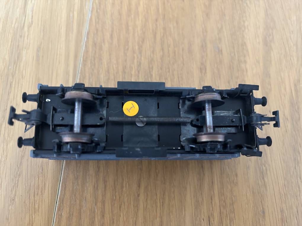 Hag Modelleisenbahnen: Wagon de la marque HAG – Gebraucht aus Orbe von car_8grw 4