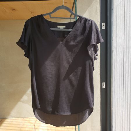 🐸 TRAUMHAFT LUFTIGE BLUSE / TOP 34 / 36 MIT FLÜGELÄRMELN
