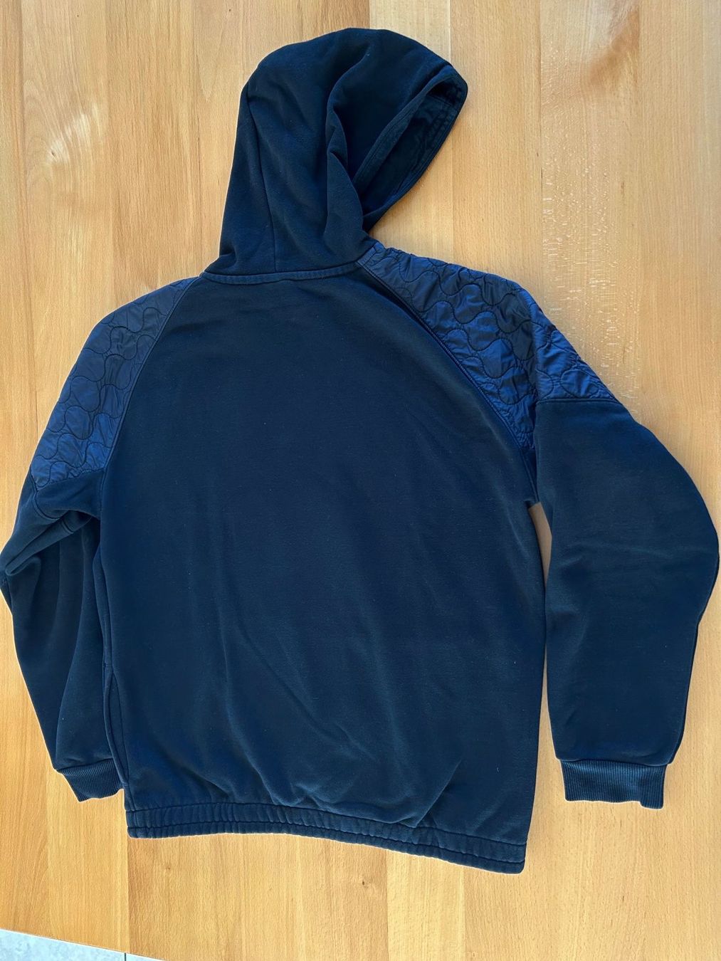 Puma Maglioni & Felpe: Sweatshirt Puma / 176 / Kapuzen-Pullover / Hoodie – Usato da Dotzigen venduto da rapunzel03 1