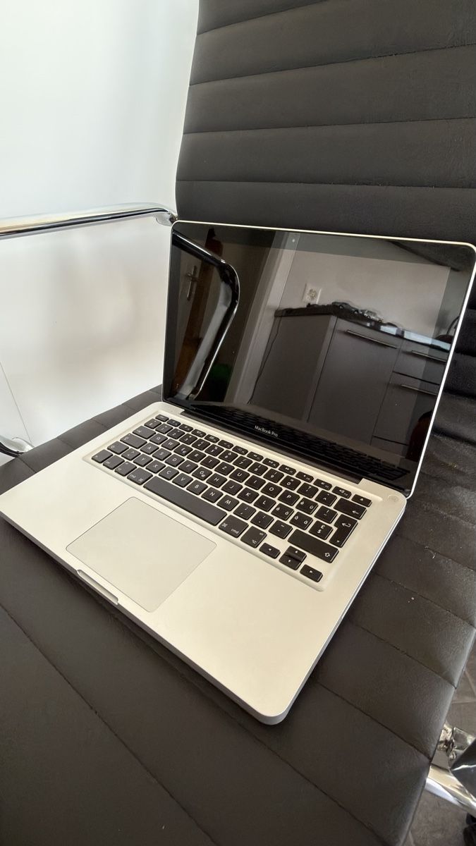 Apple PC: Macbook Pro 13 Zoll Ende 2011 i7 – Usato da Wolfwil venduto da Poulet60