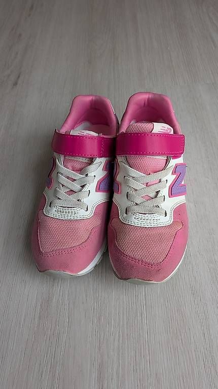 New Balance Scarpe per ragazze: New Balance Sneaker Grösse 30 – Usato da Ostermundigen venduto da lid_sg9q 4